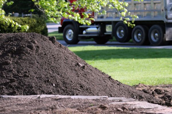 Yard Dirt Delivery in Oconomowoc