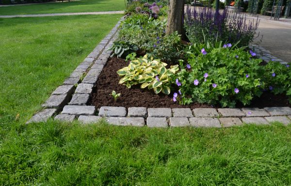 Flower Bed Mulching in Oconomowoc