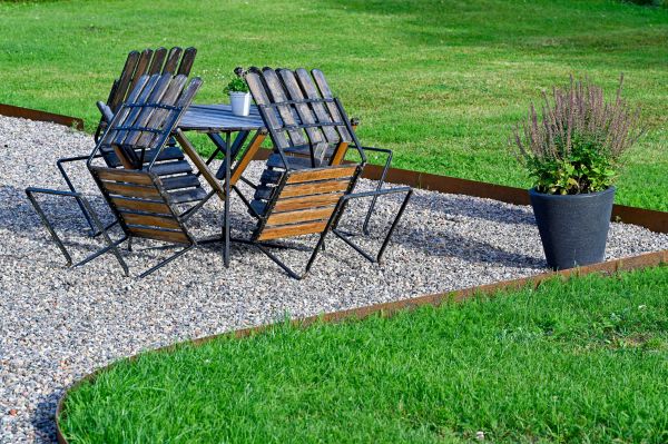 Metal Edging Installation in Oconomowoc