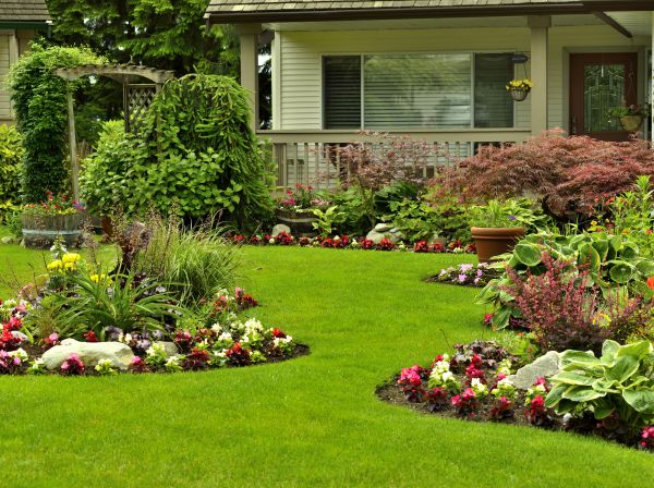 Flower Garden Planting in Oconomowoc